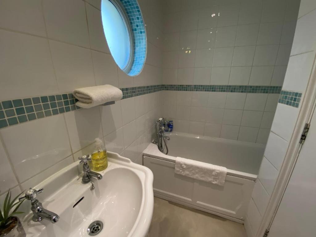 Central Townhouse & Terrace Brighton Екстериор снимка